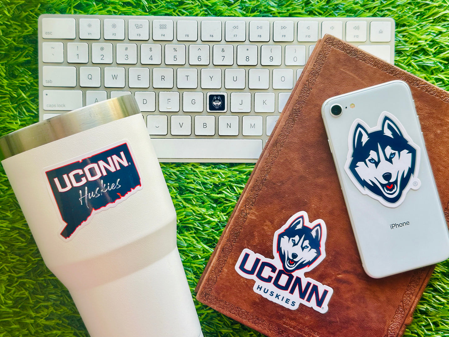 Uconn Huskies Sticker Set (14 Pieces)
