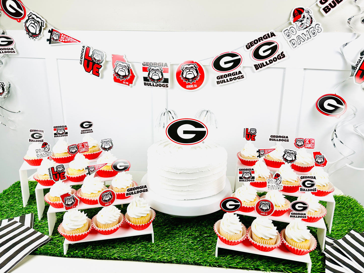 Georgia Bulldogs Party Decorations with Banner and Cupcake Toppers (42 Piece Set)